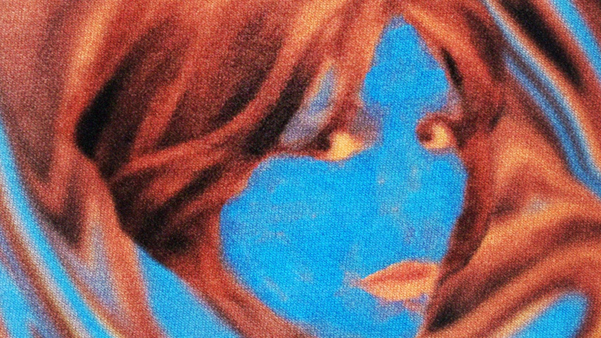 A Record Doesn't Have to Mean Something: Reviewing Aldous Harding